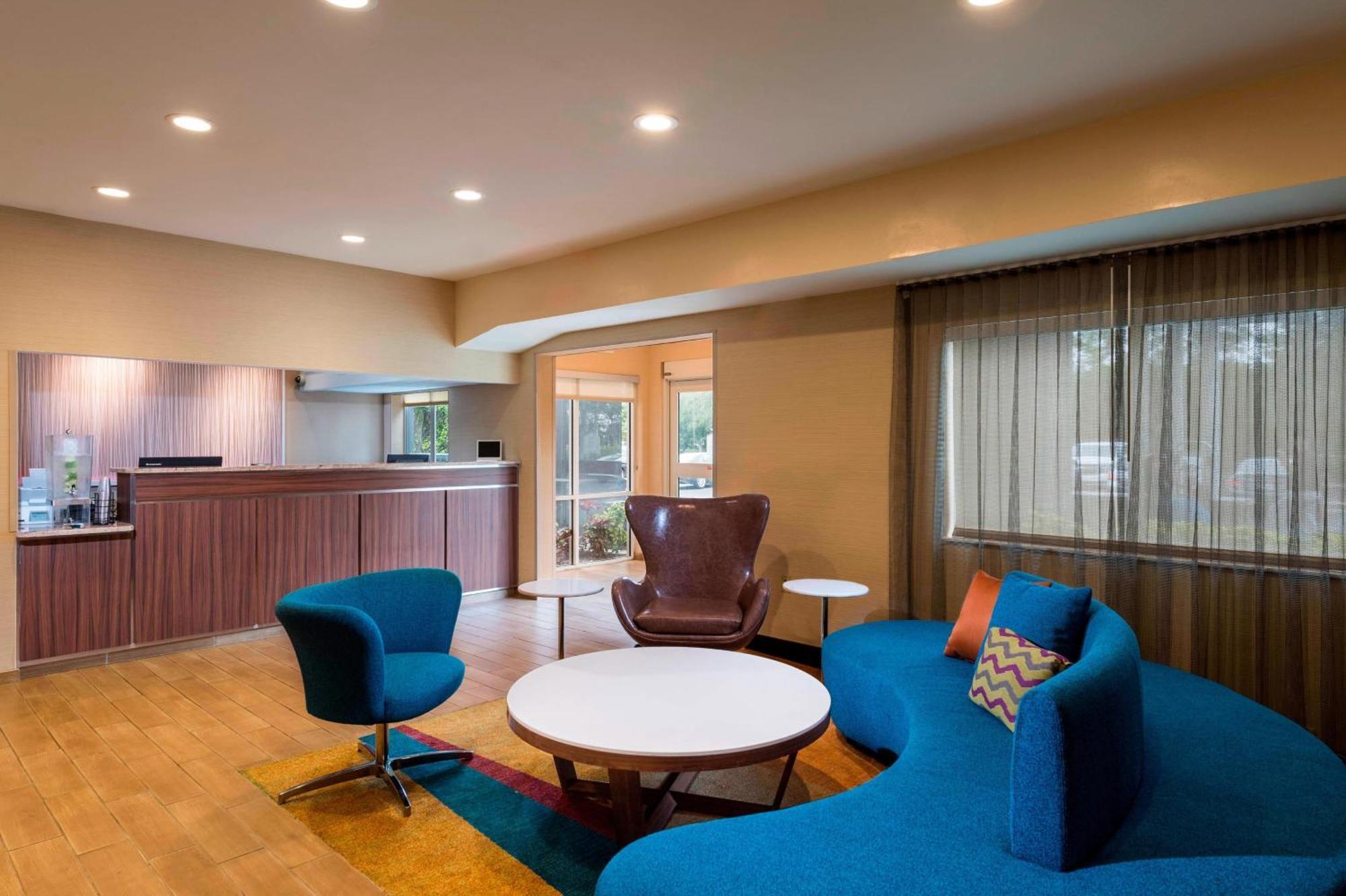Fairfield Inn And Suites St Petersburg Clearwater Pinellas Park Exterior foto